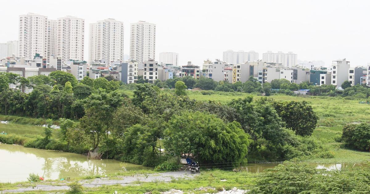 'Tay to' rục rịch trở lại, giới đầu cơ nhà đất ven đô vẫn 'ngồi trên đống lửa'