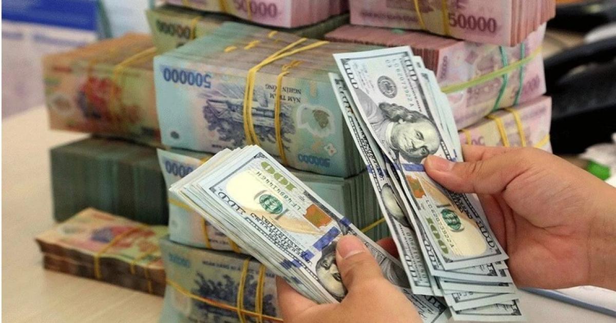 Giá USD tự do xuống thấp nhất nửa năm