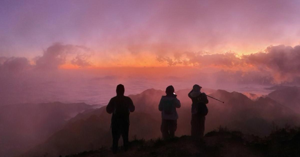 Bỏ phố về rừng: Khi giới trẻ tìm đến trekking để làm mới cuộc sống