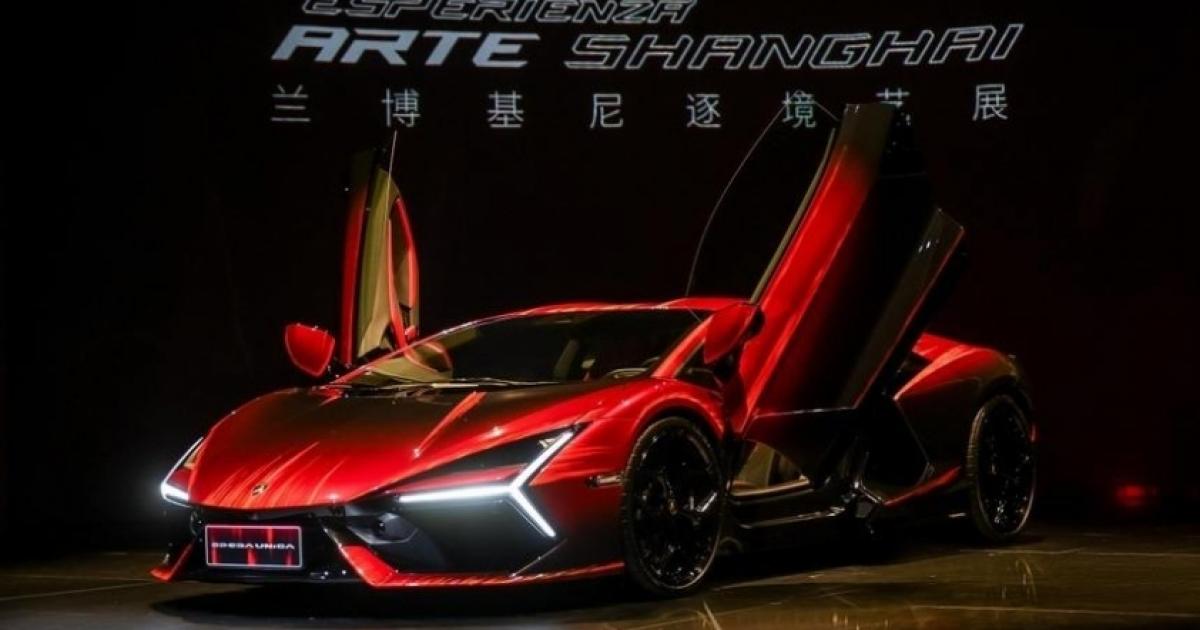 Lamborghini Revuelto độc bản với lớp sơn ngoại thất lấy cảm hứng từ sao Kim Ngưu