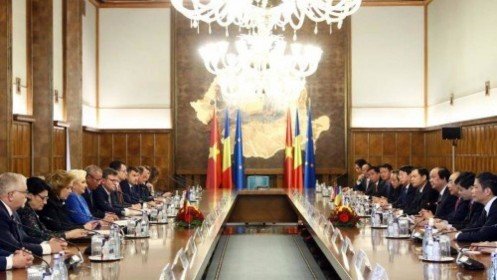 Thủ tướng Nguyễn Xuân Phúc hội đàm với Thủ tướng Romania