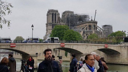 Đã quyên góp được gần 1 tỷ USD phục dựng Nhà thờ Đức Bà Paris