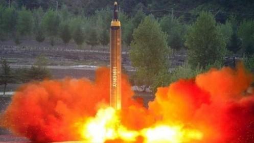 Triều Tiên lại phóng các vật thể chưa xác định