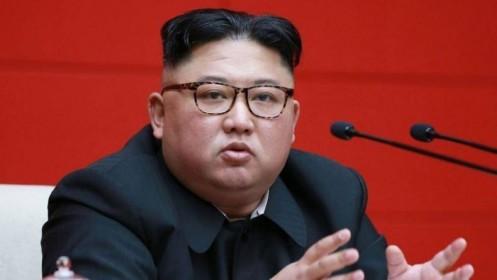 Chủ tịch Kim Jong Un giám sát cuộc diễn tập "tấn công tầm xa"