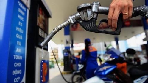 Hàng hoá tiêu dùng tăng theo giá xăng dầu