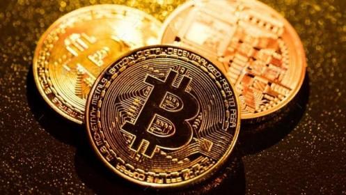 Bitcoin phá vỡ ngưỡng 8.300 USD
