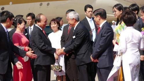 Thủ tướng đến Osaka, bắt đầu chuyến tham dự Hội nghị Thượng đỉnh G20