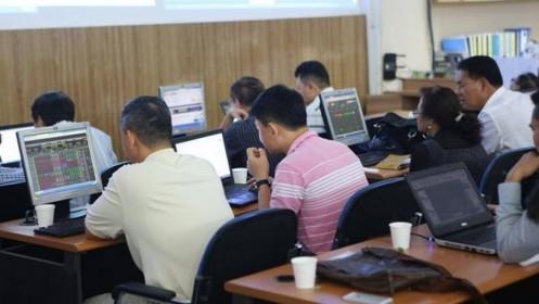 CW khởi đầu tích cực, nhiều công ty chứng khoán rục rịch tham gia