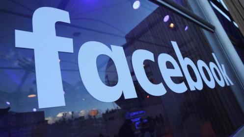 Lợi nhuận của Facebook giảm gần 50%