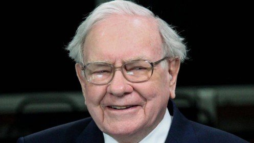 Thuộc nhóm giàu nhất thế giới, nhưng Warren Buffett chỉ dùng chiếc điện thoại cổ giá 20 USD