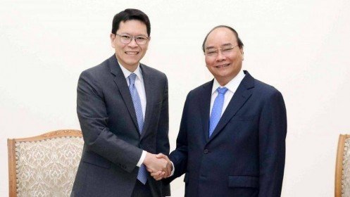 Thủ tướng Nguyễn Xuân Phúc tiếp Thống đốc Ngân hàng Trung ương Thái Lan