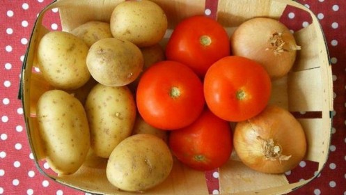 Khoai tây, cà chua, khoai, sắn sắp phải dán nhãn xuất xứ?