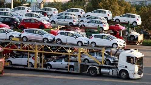 Cảnh báo nhập khẩu ô tô tăng kỷ lục hơn 500% trong 6 tháng đầu năm