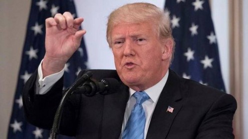 Ông Trump: “Trung Quốc đang giết Mỹ bằng các thỏa thuận thương mại không công bằng”