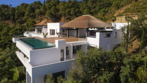 Cận cảnh khu nhà giàu ít người biết ở vùng núi Tây Ban Nha