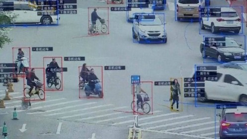 Khó thở như ở Trung Quốc: 1 mét vuông đất có cả tá camera, tương lai lắp 2,3 tỷ camera, cứ 2 chiếc giám sát 1 người nơi công cộng không còn xa!