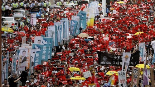 Biểu tình ở Hồng Kông: Doanh nghiệp bị đẩy vào tình huống khó xử