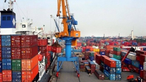 Việt Nam nhập khẩu 49,2 tỉ USD hàng hóa từ Trung Quốc, xuất khẩu 38,6 tỉ USD vào Mỹ