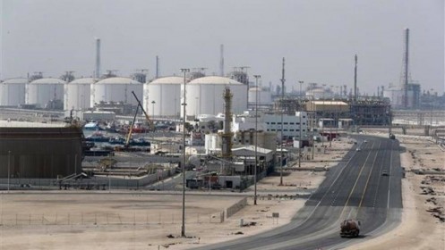 Giá dầu châu Á đi lên sau cam kết cân bằng thị trường của OPEC
