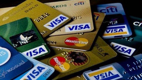 Lãi suất thẻ tín dụng Visa hạng chuẩn của các ngân hàng hiện nay thế nào?