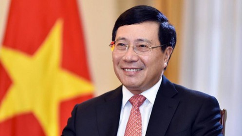 Phó Thủ tướng Phạm Bình Minh trả lời chất vấn về xuất xứ sản phẩm và công nghiệp phụ trợ