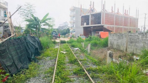 Bình Dương: “Hô biến” đất trạm vật tư đường sắt thành dự án nhà ở