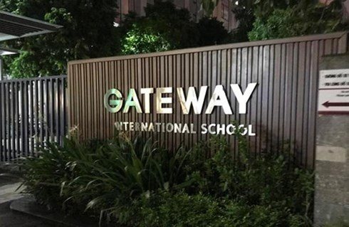 Ai là chủ đầu tư của hệ thống trường Gateway?