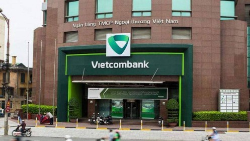 Vietcombank lãi khủng 17.250 tỷ đồng, vượt xa các nhà băng