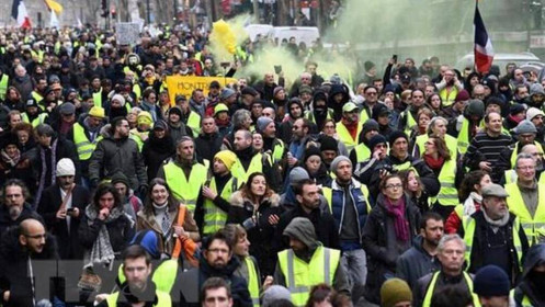 Pháp: 600 người biểu tình “Áo vàng” họp đại hội bàn kế hoạch tiếp theo