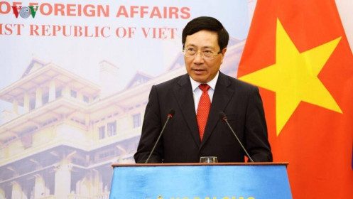Phó Thủ tướng Phạm Bình Minh gửi lời chia buồn tới gia đình nạn nhân vụ 39 người chết ở Anh