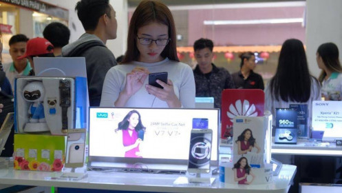 Quý 3/2019: Thị trường điện thoại Việt giảm liên tục