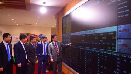 HNX: Doanh nghiệp càng minh bạch giá cổ phiếu càng cao