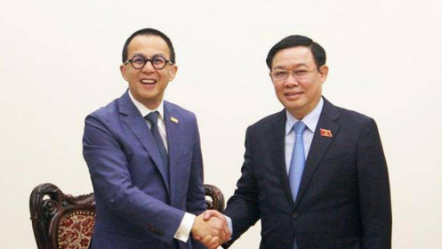 Phó Thủ tướng Vương Đình Huệ đề nghị FWD tài trợ các dự án khởi nghiệp, đổi mới sáng tạo