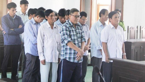 Phú Yên: Chủ tịch huyện và 15 đồng phạm lãnh án tù do sai phạm đền bù đất