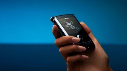 Motorola hồi sinh "huyền thoại Razr" với màn hình gập, giá 1.500 USD