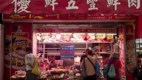 Khó tin: Người dân Trung Quốc ăn cắp cả thịt lợn khi đi chợ