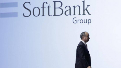 Mạnh tay vung tiền đầu tư khắp nơi nhưng Softbank lại đang chật vật đi vay tiền ngân hàng?