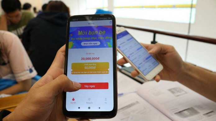 Cho vay qua app: Khó cấm, phải tìm cách quản