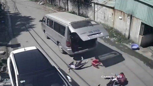 Đồng Nai: Yêu cầu xử lý nghiêm vụ xe 16 chỗ "đánh rơi" học sinh