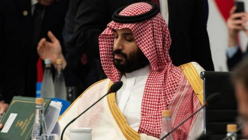 Chân dung ông chủ quyền lực của công ty 2.000 tỷ USD lớn nhất thế giới: Giữ vị trí 'dưới 1 người trên vạn người' khi mới 31 tuổi, tương lai không xa sẽ trở thành nhà vua của Ả rập Saudi
