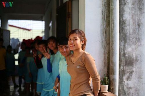 Bóng đá nữ Thái Nguyên: Lương 1,3 triệu đồng/tháng, cầu thủ nghỉ thi đấu làm công nhân