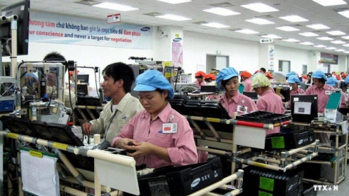 Xuất khẩu điện thoại và linh kiện "Made in VietNam" cán mốc gần 52 tỷ USD
