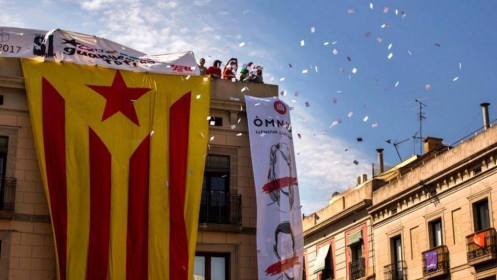 Thương mại và chính trị dự báo sẽ "phủ bóng" nền kinh tế Tây Ban Nha trong năm 2020