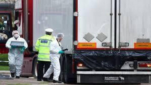 Vụ 39 thi thể trong xe tải ở Anh: Tòa án Ireland phê chuẩn lệnh dẫn độ nghi phạm sang Anh