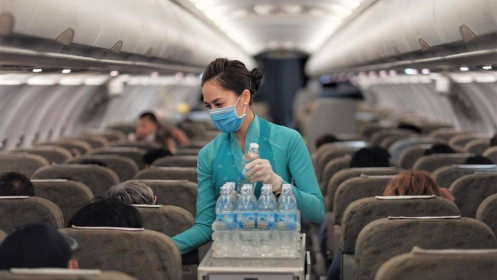 Lương "sếp lớn" Vietnam Airlines giảm 40% vì Covid-19