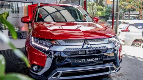 Loạt xe Mitsubishi giảm giá mạnh cả trăm triệu đồng