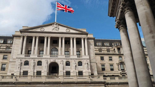 NHTW Anh lại họp khẩn hạ lãi suất và tăng mua trái phiếu lên hơn 750 tỷ USD