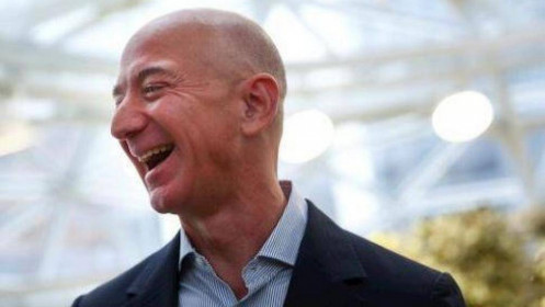 CEO Amazon Jeff Bezos "bỏ túi" bao nhiêu tiền từ đầu mùa dịch?