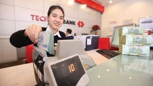 "Vượt mặt" Vietcombank, nhân viên Techcombank có thu nhập bình quân cao nhất hệ thống