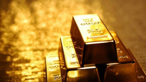 Thị trường hàng hóa: Khó khăn về kho dự trữ dầu, vàng bị ảnh hưởng bởi Trung Quốc